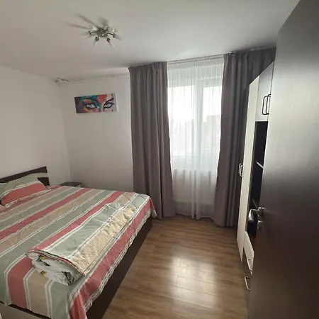 2 Drumul Taberei Apartment